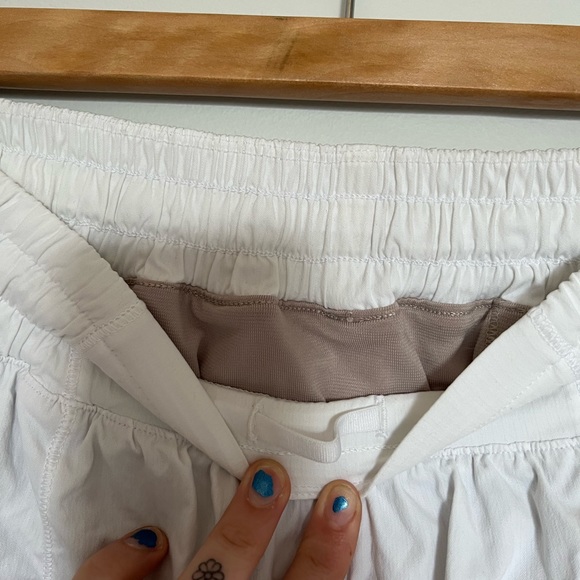 Lululemon shorts - Picture 3 of 7